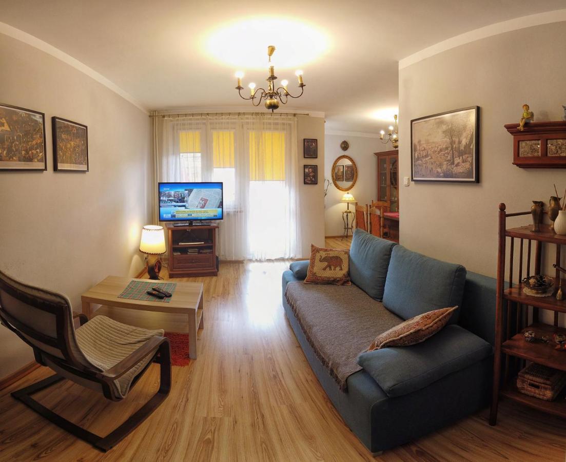 Cozy Apartment In Tarnow Exterior photo