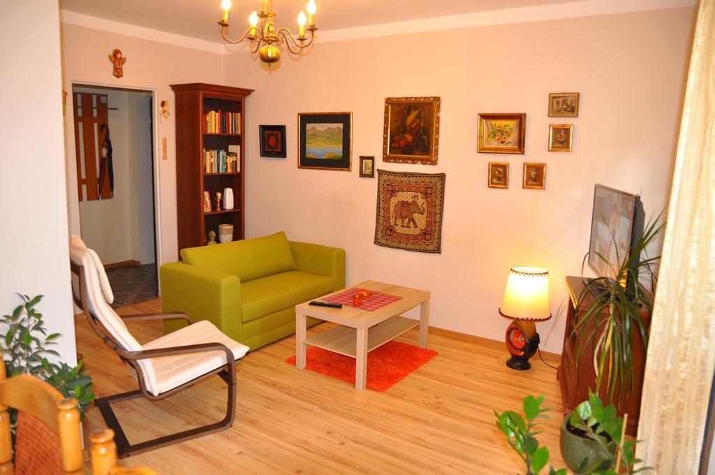 Cozy Apartment In Tarnow Exterior photo